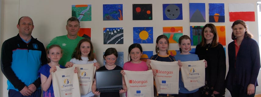 photo of teachers and students, European Day of Languages winners